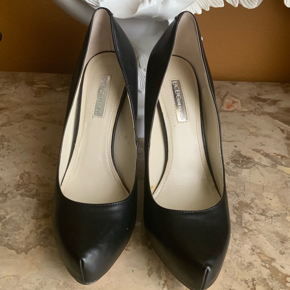 BCBGMaxAzria Black Heels with Pointed Toe